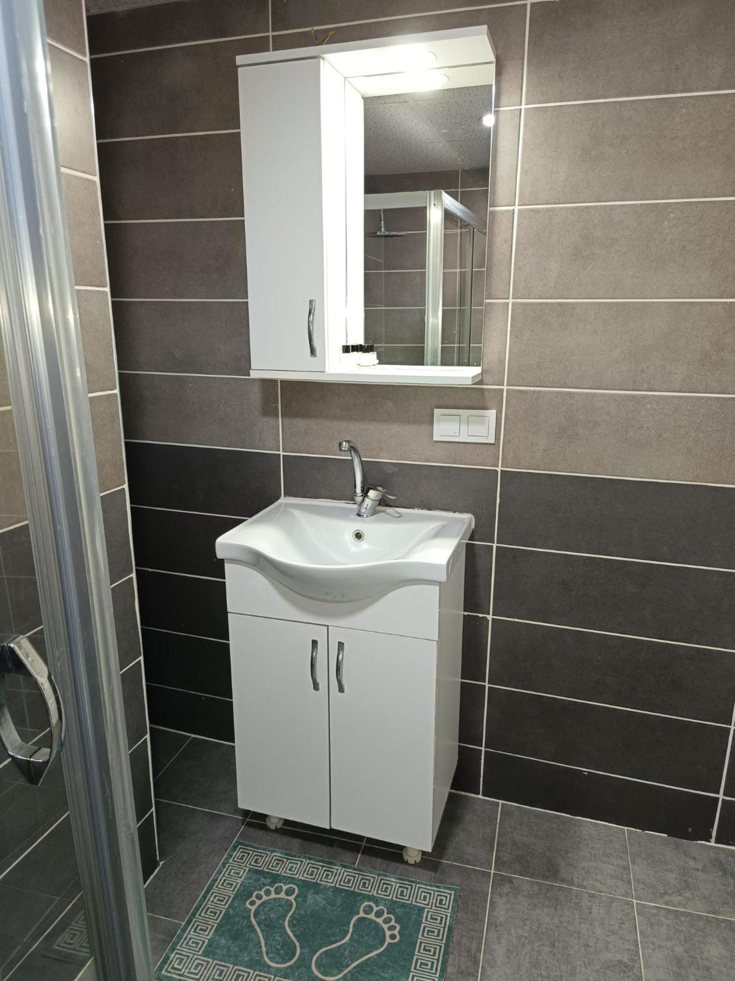 White Crown Apartman Ve Yasam Merkezi Istanbul Bagian luar foto