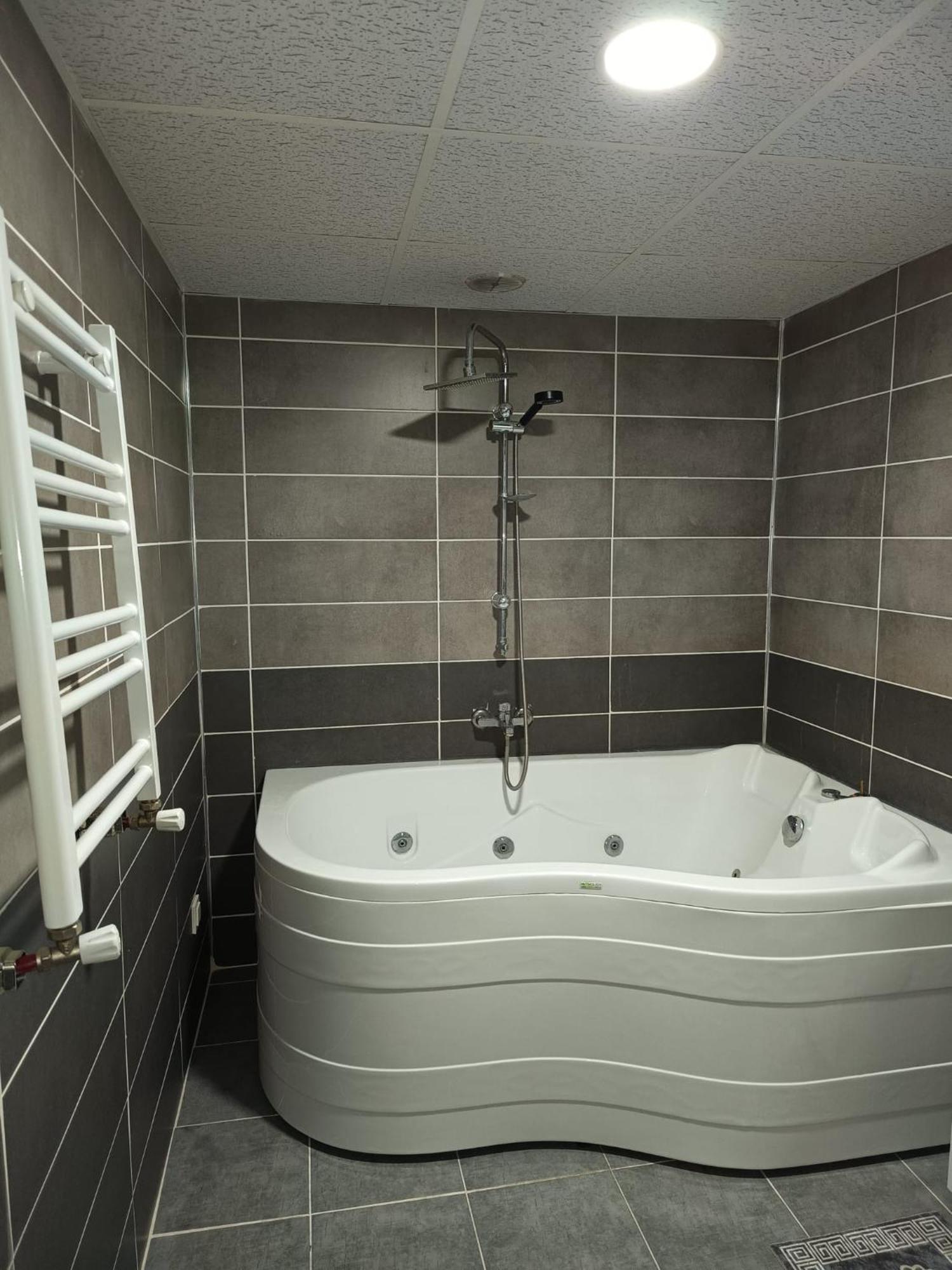White Crown Apartman Ve Yasam Merkezi Istanbul Bagian luar foto