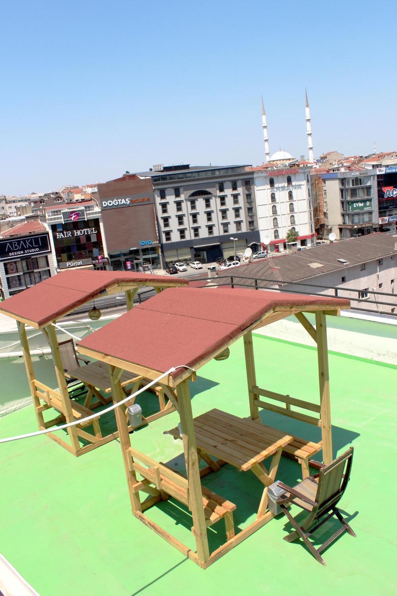 White Crown Apartman Ve Yasam Merkezi Istanbul Bagian luar foto