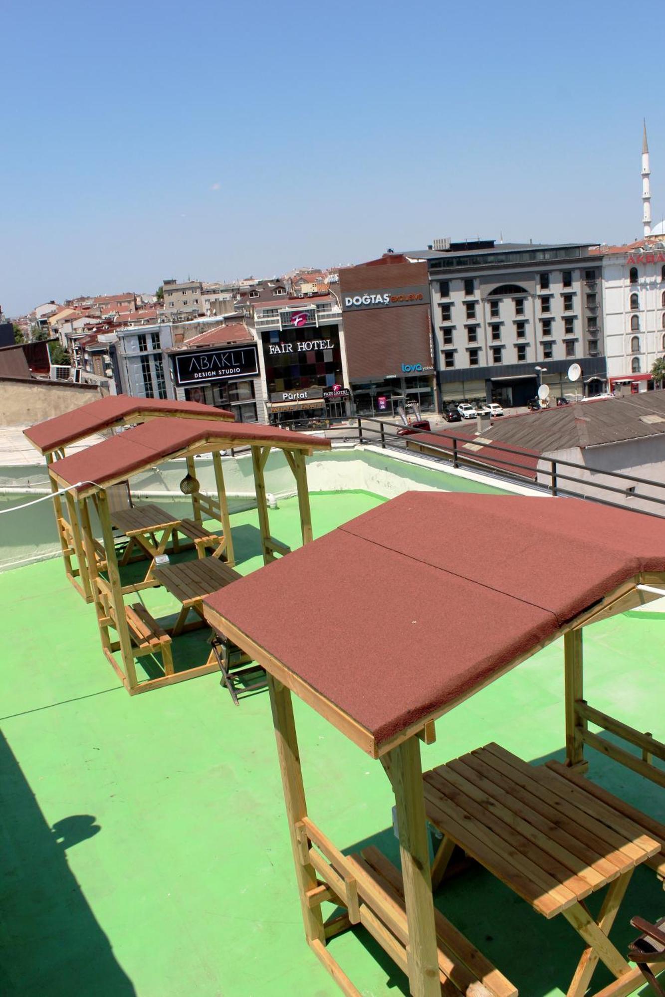 White Crown Apartman Ve Yasam Merkezi Istanbul Bagian luar foto