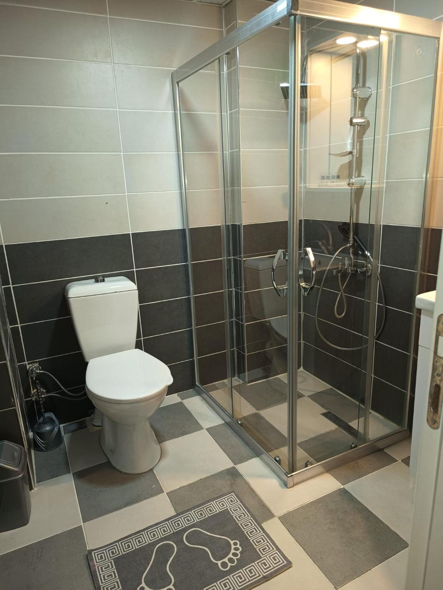 White Crown Apartman Ve Yasam Merkezi Istanbul Bagian luar foto